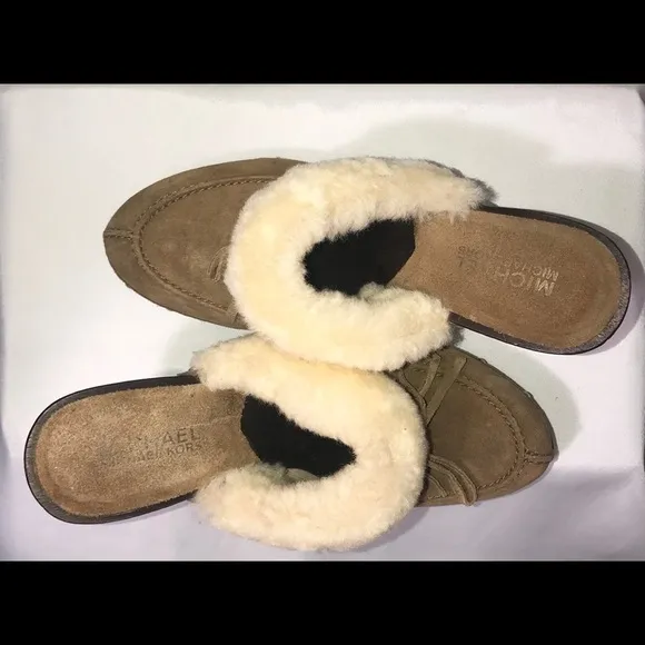 Michael Kors Shearling lined Mules Size 8 EUC