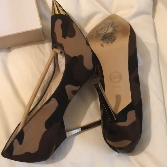 Michael Kors stiletto shoe