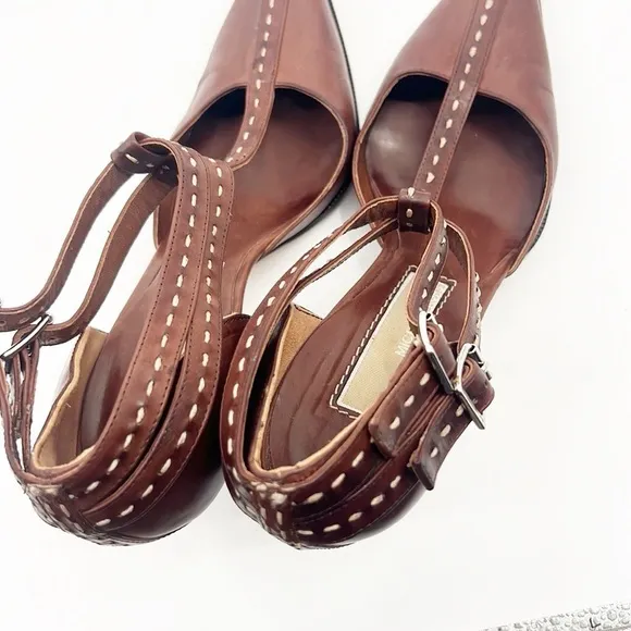 Michael Kors T-Strap Hand Stitched Pointed Toe Brown Heels size 7.5