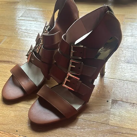 Michael Kors Tan Leather Strappy Heels - 9