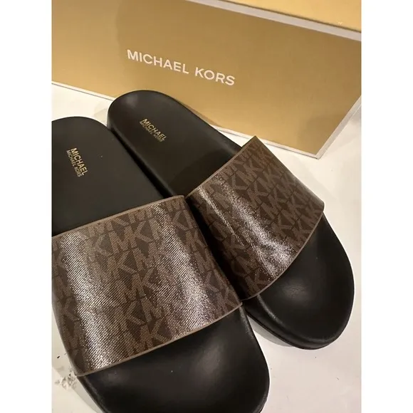 Michael Kors Wade MK Logo Slide Sandals Mini MK Logo Brown 8 Medium