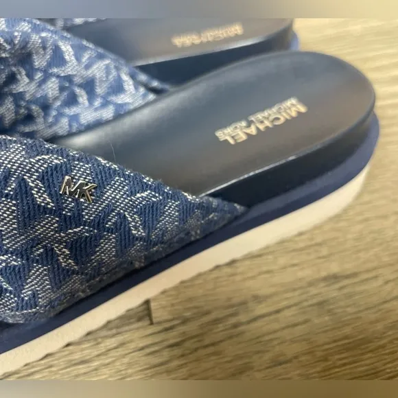 Michael Kors Womens Josie Knit Slip on Slide Sandals Blue 6 Medium (B M)