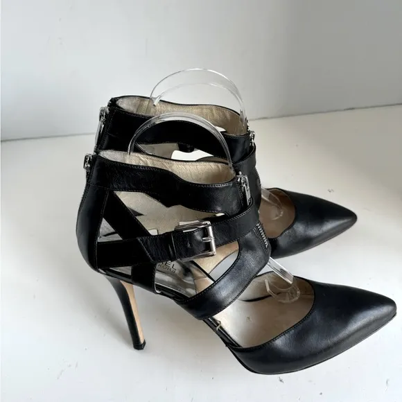 MICHAEL Michael Kors Anya Leather Pump Heels - Black. Size 10