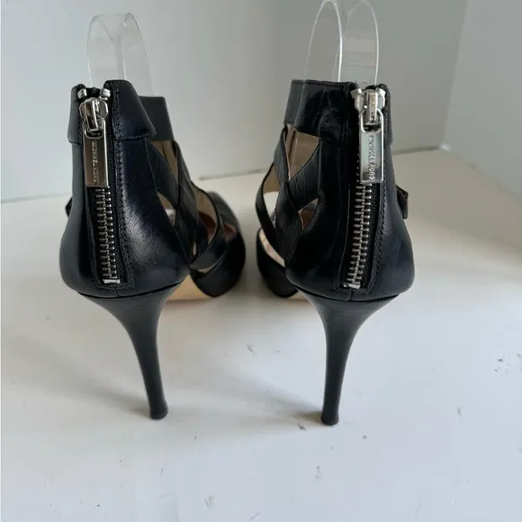 MICHAEL Michael Kors Anya Leather Pump Heels - Black. Size 10