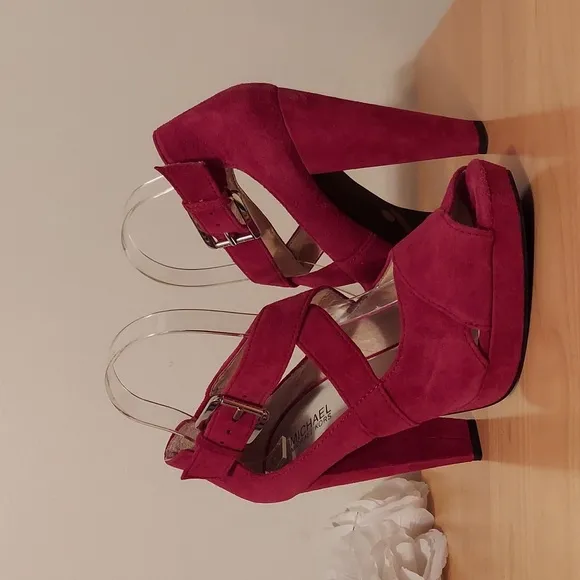 MICHAEL Michael Kors Berry Purple Strappy Suede Peep Toe Platform Heels Size 8.5
