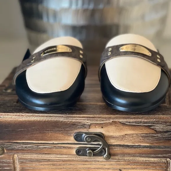 MICHAEL Michael Kors Plate Mules in Black &amp; Light Cream