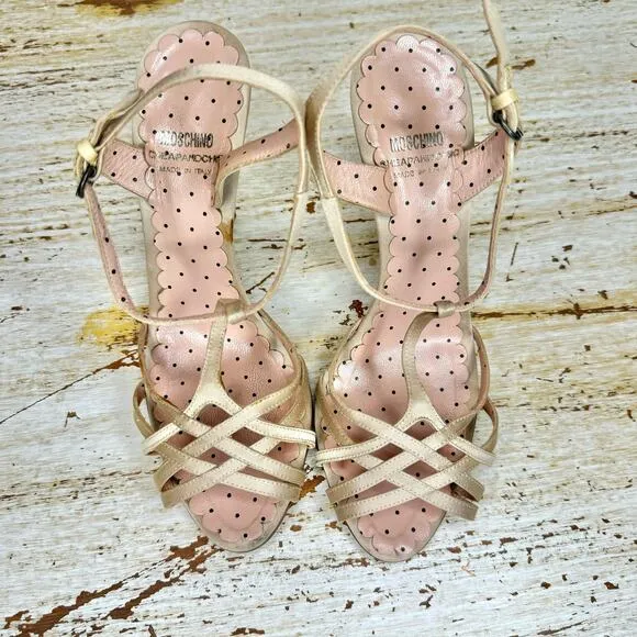 Moschino Cheap and Chic Strappy Heels 38 Ankle Strap Peep Toe Open Champagne