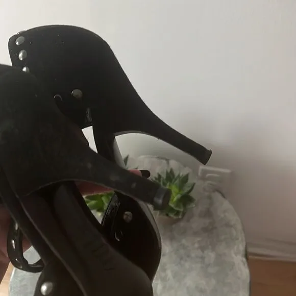 MOSCHINO Vintage black suede studded maryjane heels sz 36