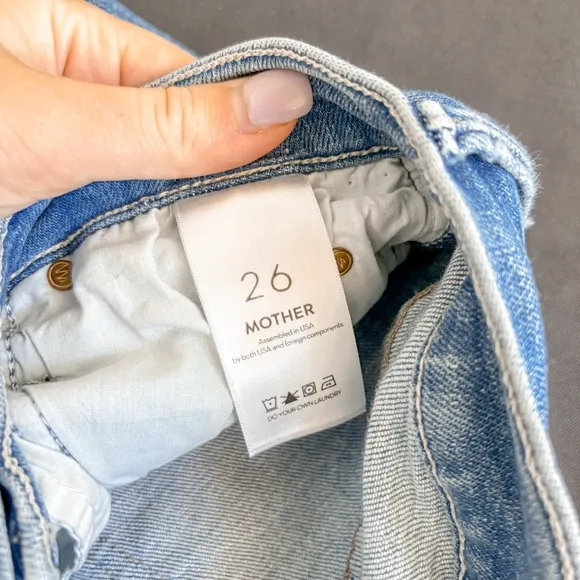 Mother Mid Rise Dazzler Ankle Fray Jeans Dropping In