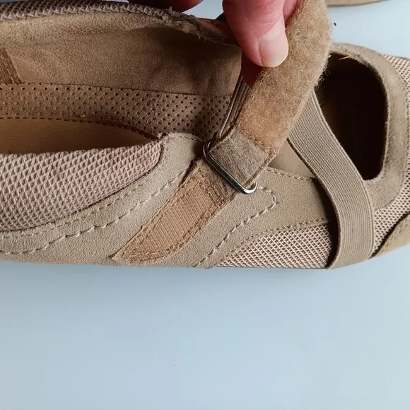 Naturalizer Francine Leather Shoes Adjustable Criss-Cross Straps Tan Size 11M