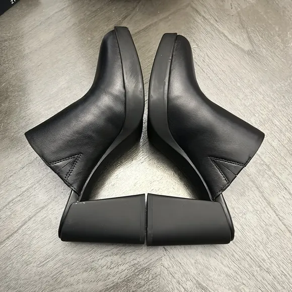 NATURALIZER GenN-Connect Mules