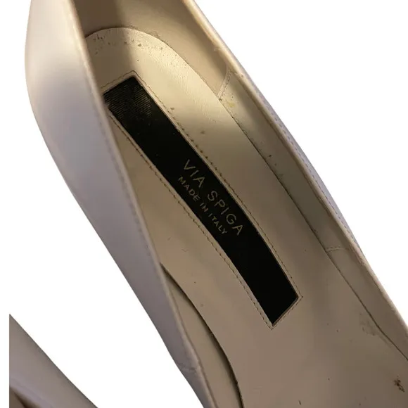Neiman Marcus 8 Nikole Heels Italian Leather Pointed Toe Stiletto Pumps White