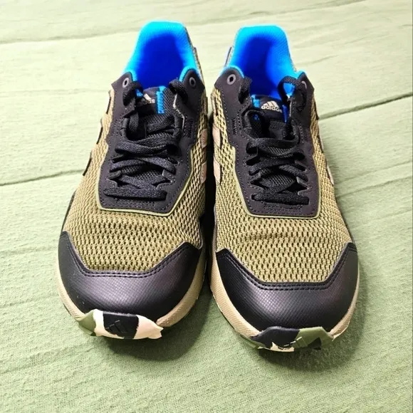 New Adidas Tracefinder with box.