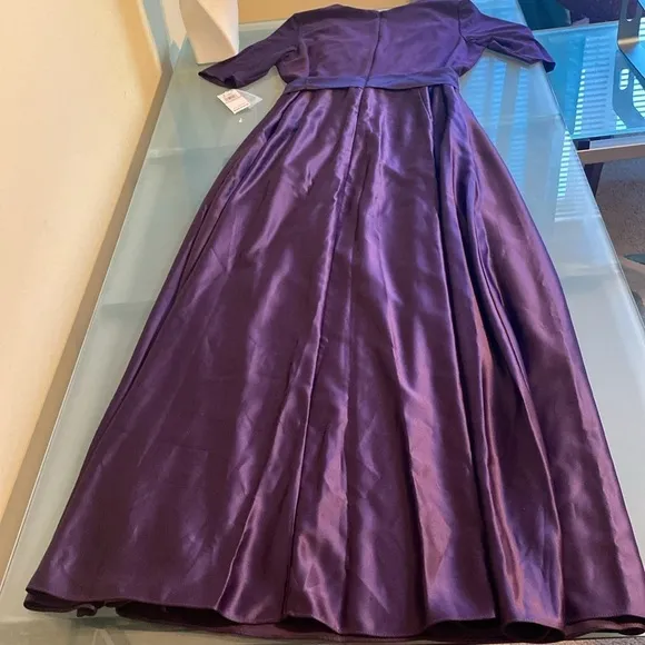 NEW Alex Evenings Purple Satin Gown with Pockets Size 10