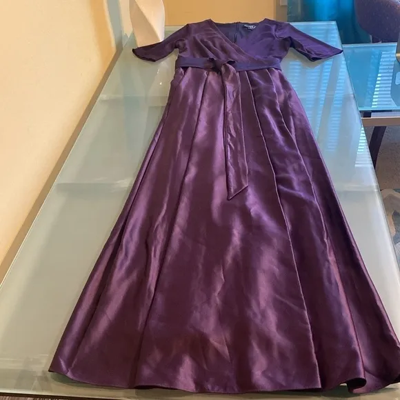 NEW Alex Evenings Purple Satin Gown with Pockets Size 10