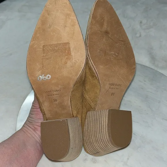 New Avellini Tan Suede Leather Mules Size:38 7.5-8 US Made in Italy