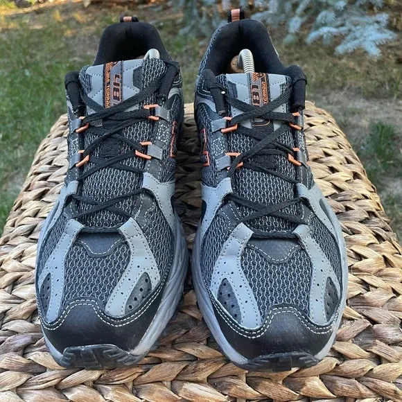 New Balance All Terrain MT481GO Trail Running &amp; Hiking Shoe. Mens Size 9 Wide 2E
