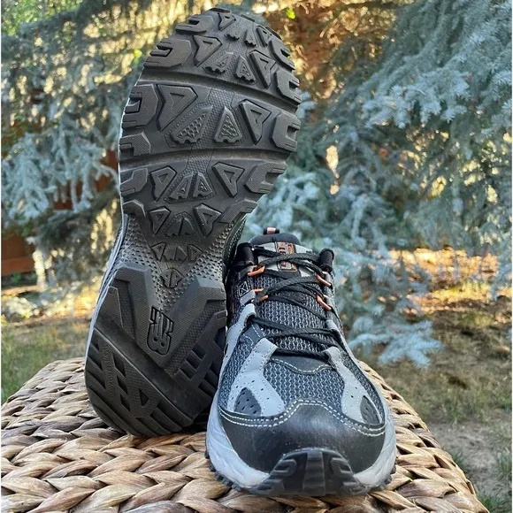 New Balance All Terrain MT481GO Trail Running &amp; Hiking Shoe. Mens Size 9 Wide 2E