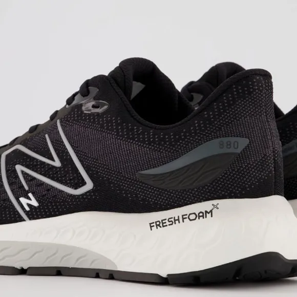 New Balance Men's Fresh Foam X 880 V12 Running Shoe/Sneakers | Black | NEW/NIB!!