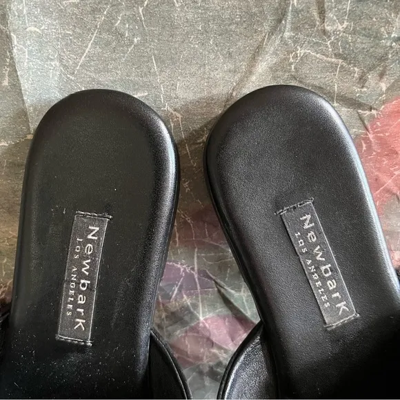 New Bark Yasmin Flat Shearling Slides size 11