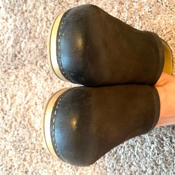 New Dansko Brenna Burnished Suede Leather Clog Mules Brown Size 37 Size 6.5-7