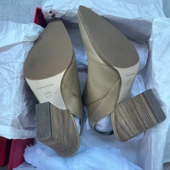 New Donald Pliner Leather Vico-43 Natural Tan Burnshed Calf Bootie Open Back 9.5