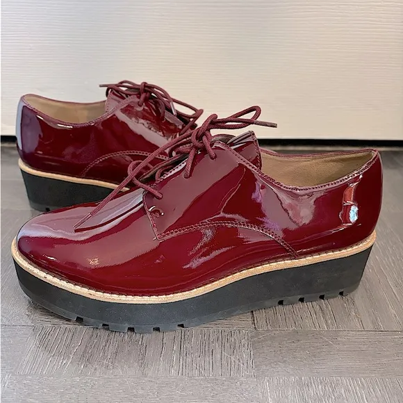 NEW EILEEN FISHER Eddy Oxfords in Burgundy Size 8