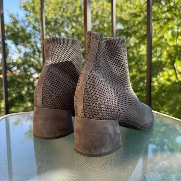 New Eileen Fisher Honey Stretch Knit Ankle Boots Shoes Pull On Heeled Gray