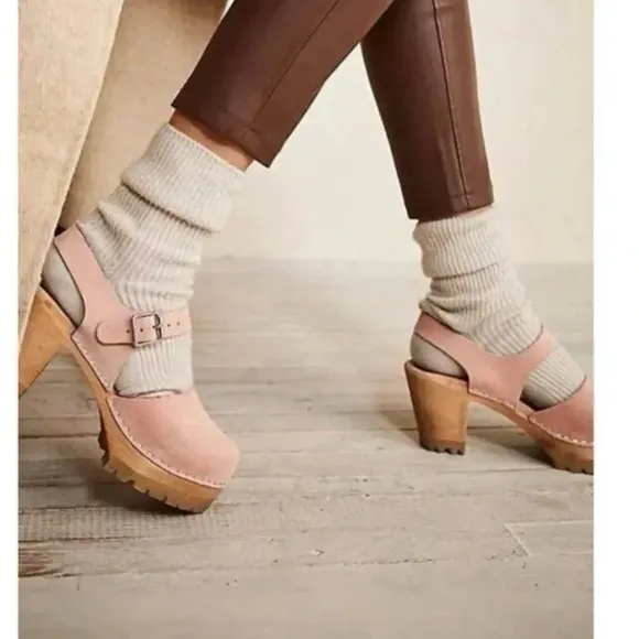 New Free People x MIA Abby Clogs Leather Wooden Shoes Heeled Suede Light Pink