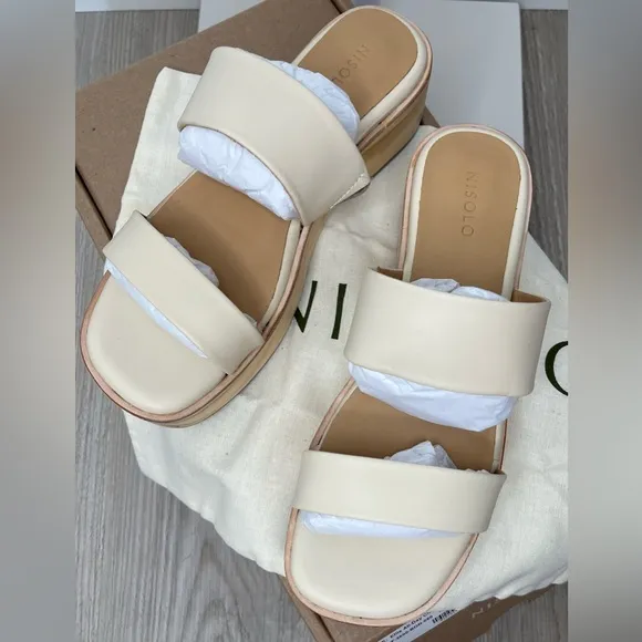 New in box! Nisolo Heeled Ellie All Day Clogs in Bone