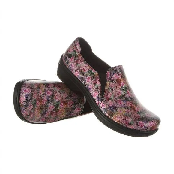 NEW KLOGS FOOTWEAR women's moxy clog in peacock canvas
