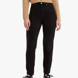 NEW Levi's Women's High Waisted Mom Jeans size: 28x30