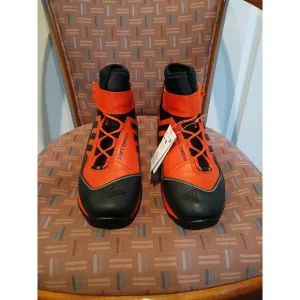New Men's 9 Adidas Terrex Hydro Lace Outdoor Trail Boots Shoes Black CQ1755