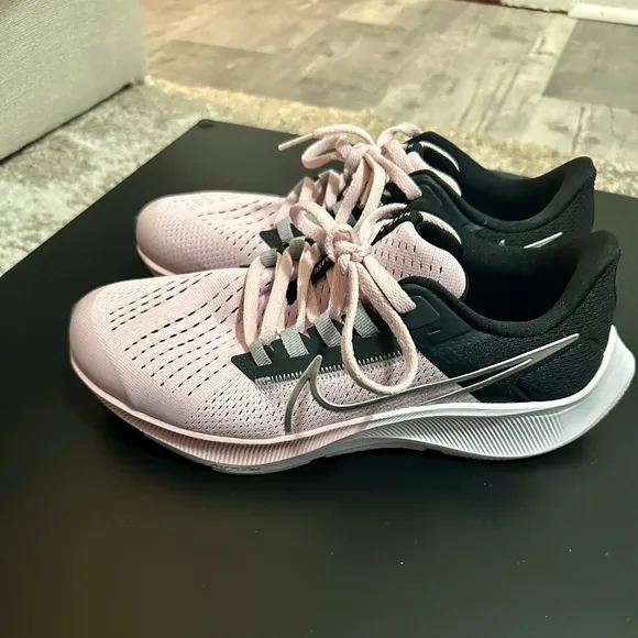 NEW Nike Women's 7.5 - 8 Pegasus 38 Pink Black Running Shoes Sneakers Youth 6.5