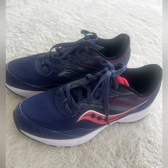 NEW Saucony Cohesion 15 Size 9 cobalt punch bleu S10701-18 Athletic Shoes