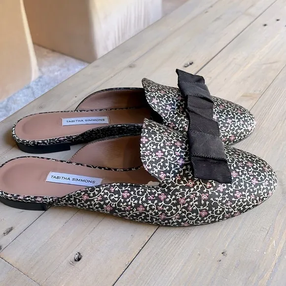 New. Tabitha Simmons Masha Bow mules in black multi Size 38.5, US 8.5