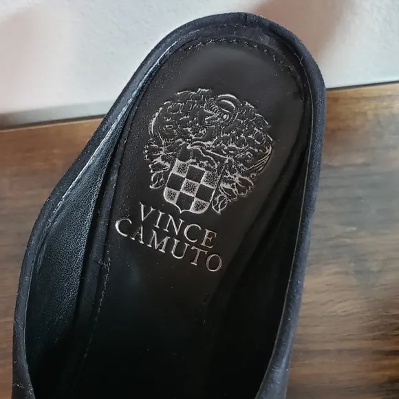 NEW Vince Camuto Black Suede Emberly Mule Comfy Slip On Leather Comfy Heels