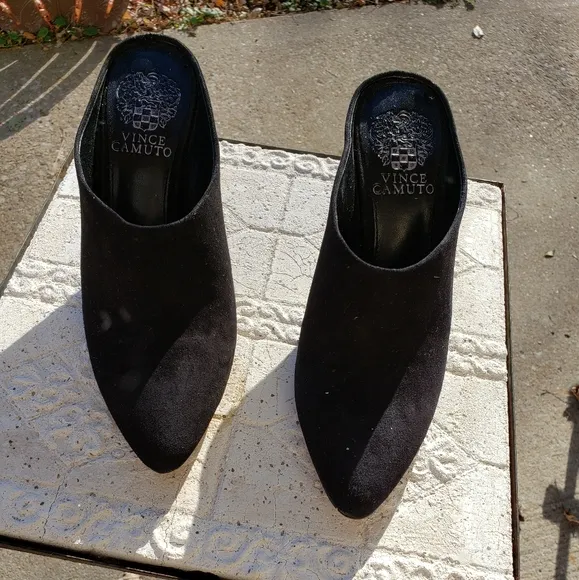 NEW Vince Camuto Black Suede Emberly Mule Comfy Slip On Leather Comfy Heels