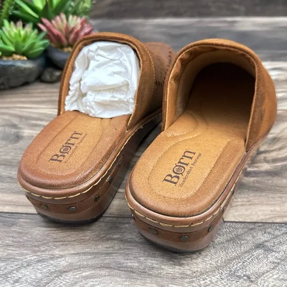 NIB Born Yucatan 9M 40.5 Brown Distressed Suede Huarache Woven Clogs Mules