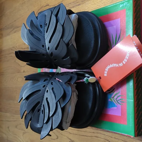 NIB FARM Rio Monstera Anatomic Slide Sandals In Black Women's Size 6