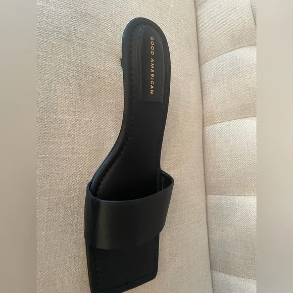NIB Good American Kickstand Slide Sandal kitten heel size 14