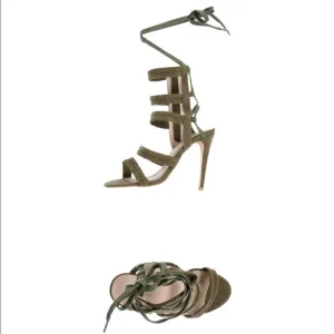 NIB Italy Strappy Lace up Sandals Heels size 6