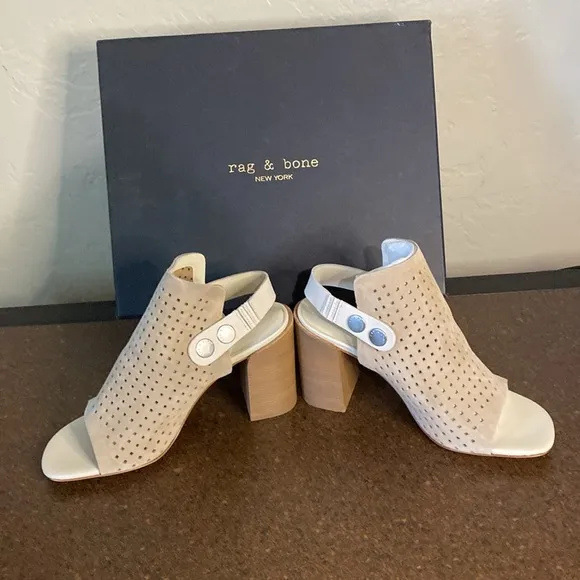 NIB Rag&amp;Bone LEIGH ND PERFORATED STRAPPY HEELS IN STUCCO