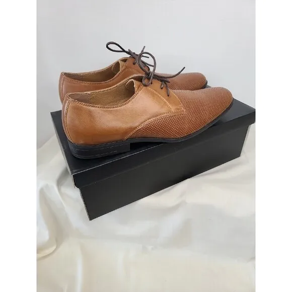 NIB Report Mens Oxford Sz 10.5 M Brown Light Tan Two Tone Dress Shoe