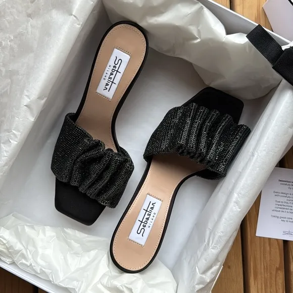nib Sebastian Milano “Cher Crystal” Mid-Heel Mules – Size 6