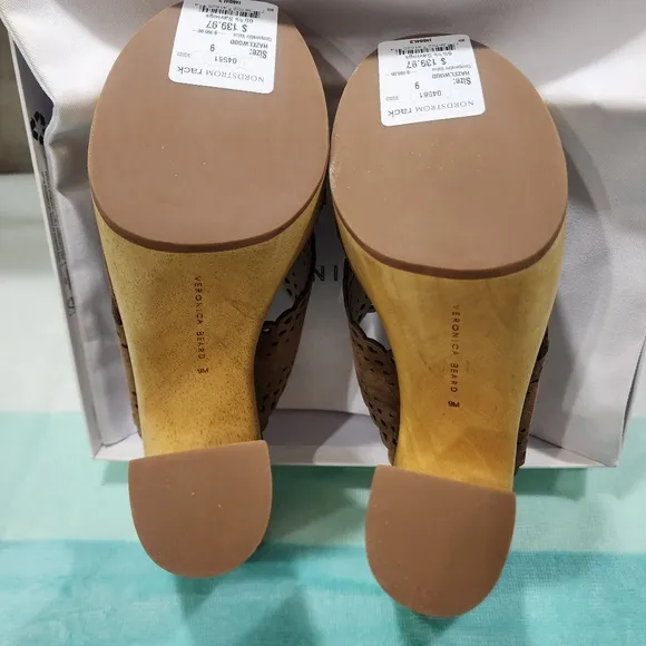 NIB Veronica Beard Gaynor Suede Platform