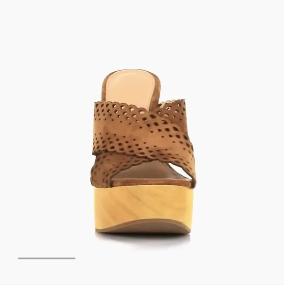 NIB Veronica Beard Gaynor Suede Platform