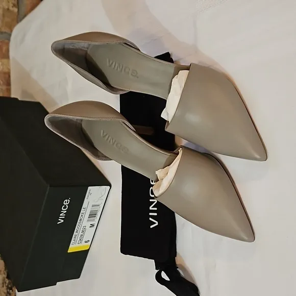 NIB Vince  Claire D'Orsay Woodsmoke Heels size 6