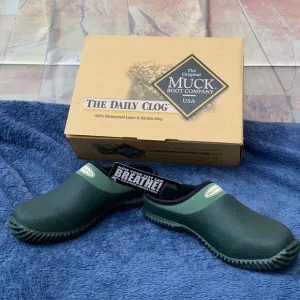 NIB daily garden clogs by The Original Muck Boot Company size 5