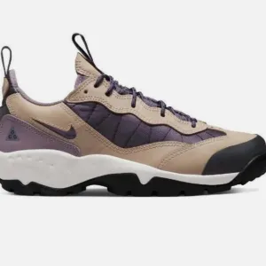 Nike ACG Air Mada Hiking Trail Shoes DQ5499-200